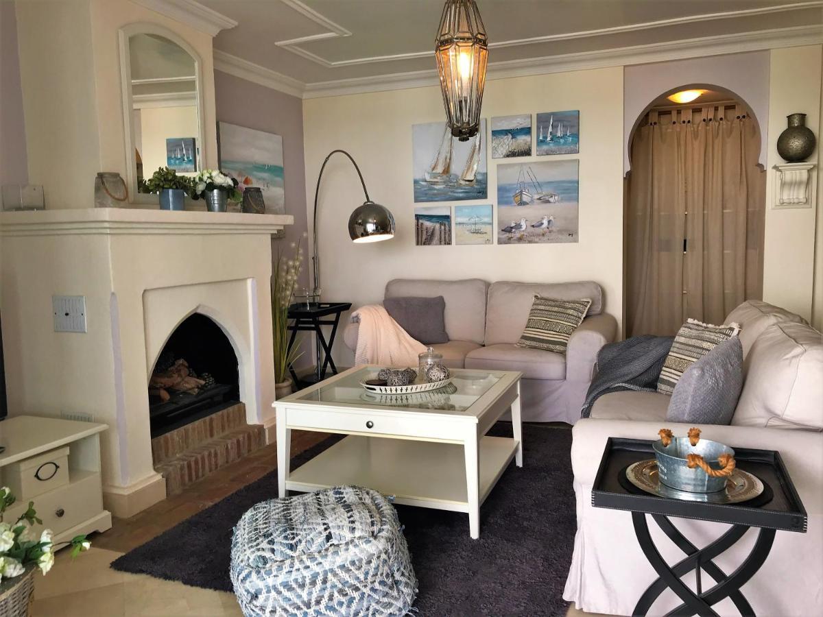La Perla De Marakech Apartman Estepona Kültér fotó