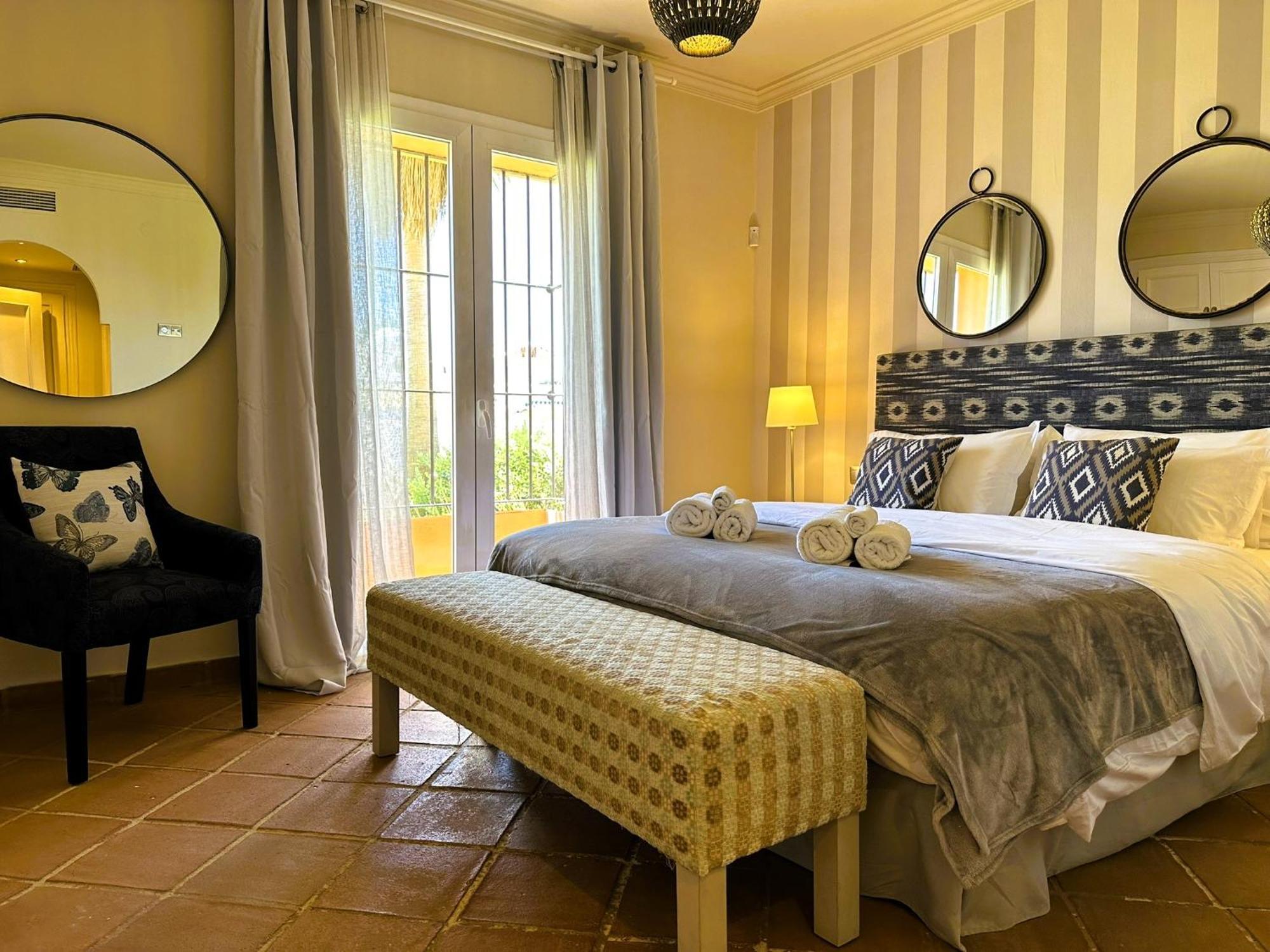 La Perla De Marakech Apartman Estepona Kültér fotó