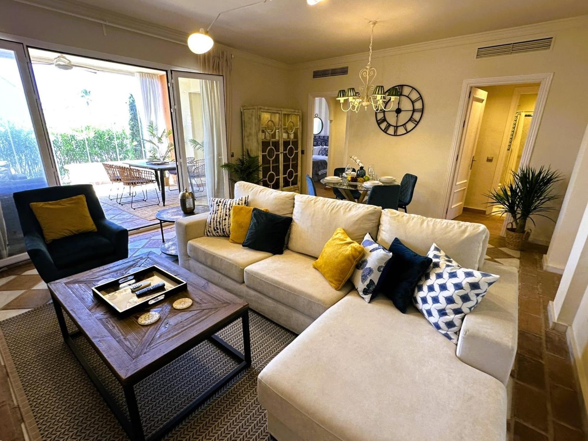 La Perla De Marakech Apartman Estepona Kültér fotó