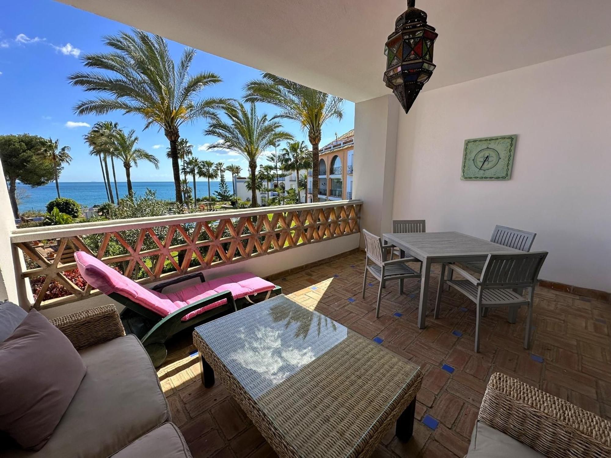 La Perla De Marakech Apartman Estepona Kültér fotó