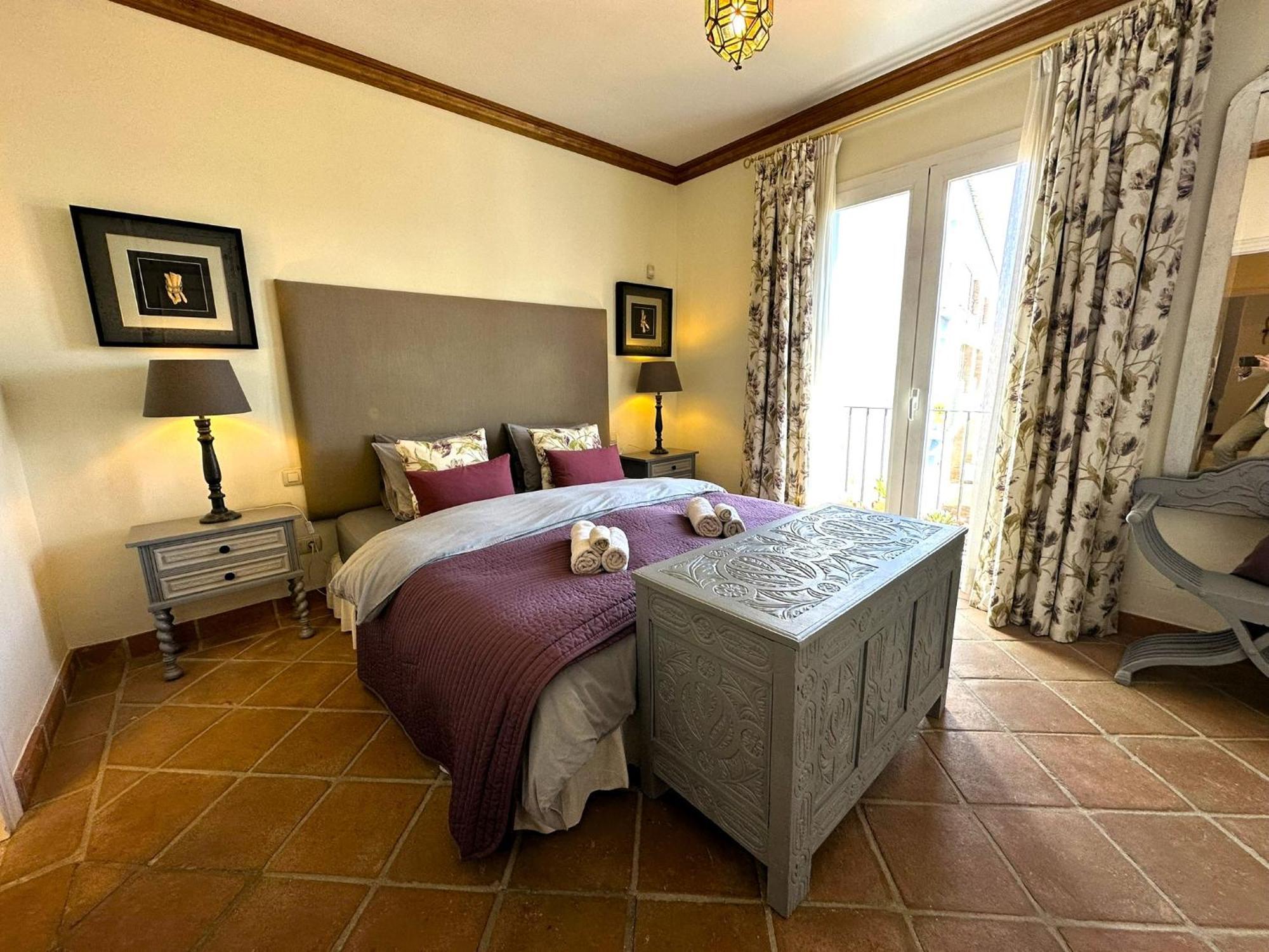 La Perla De Marakech Apartman Estepona Kültér fotó